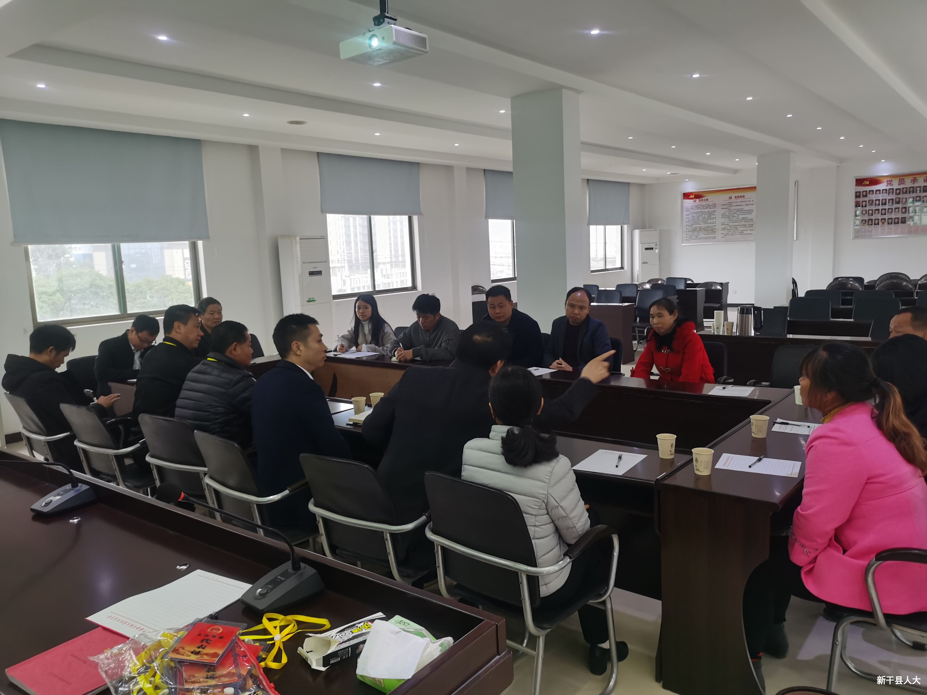 金川镇开展人大代表接访选民活动